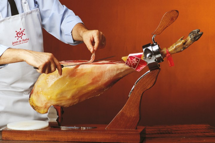 Cortando jamón ibérico