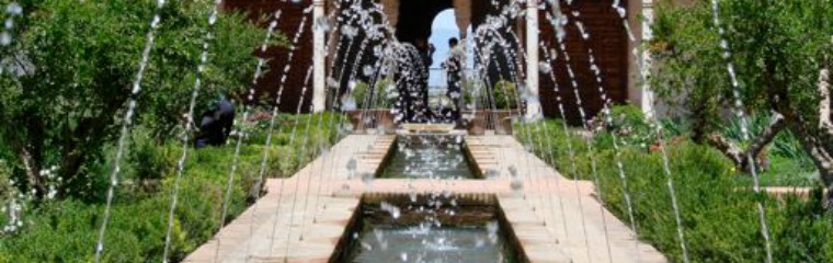 alhambra_granada_agua76054 patio de las fuentes en La Alhambra